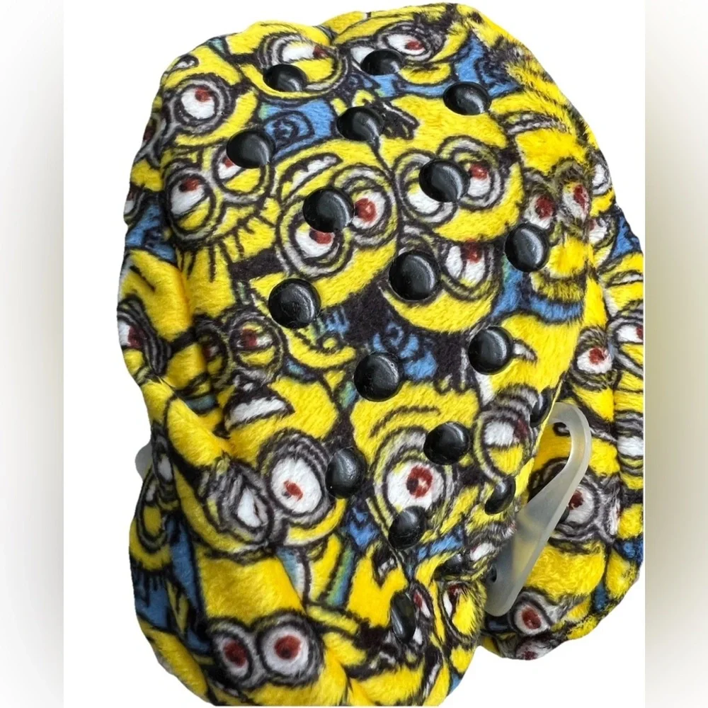 Despicable Me NWT Minions Slipper Socks Gripper Soles Yellow Blue Size 2T-3T